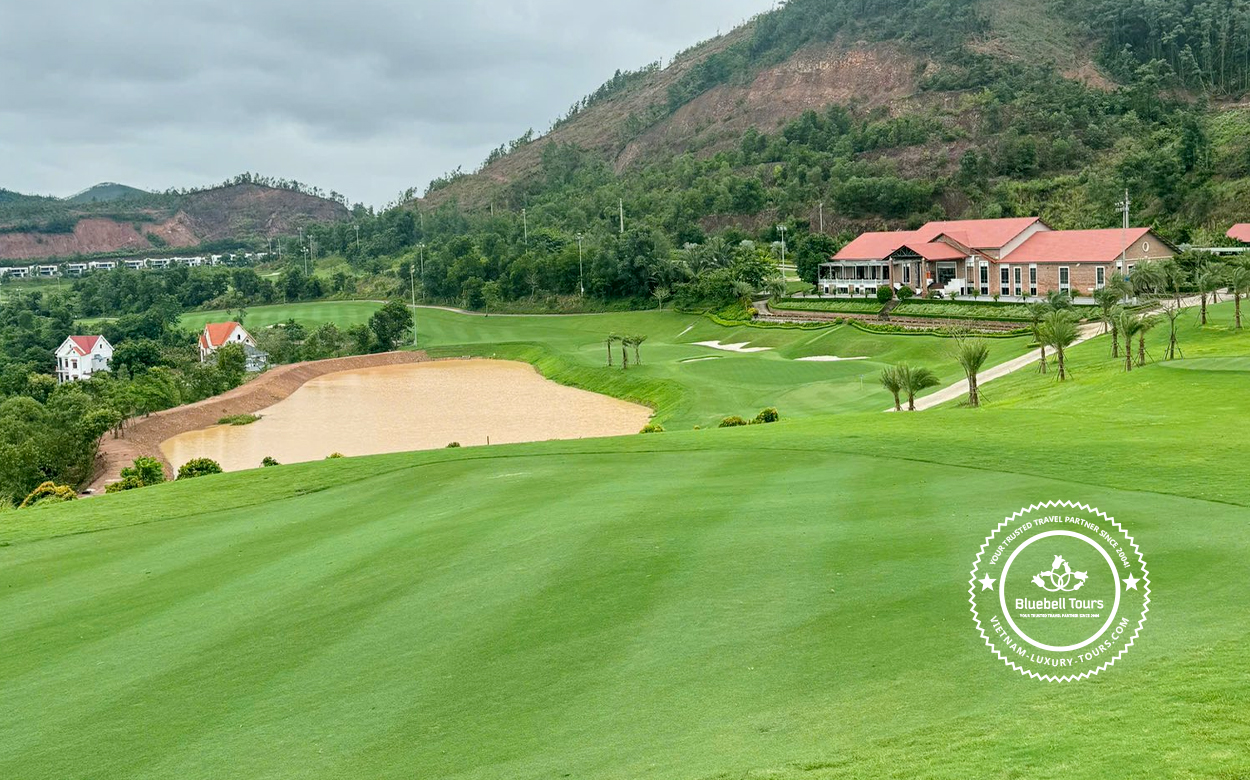 golf courses in hanoi vietnam