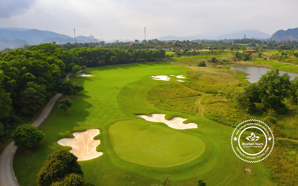 play golf in hanoi