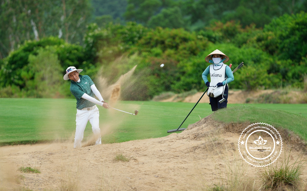 play golf in da nang