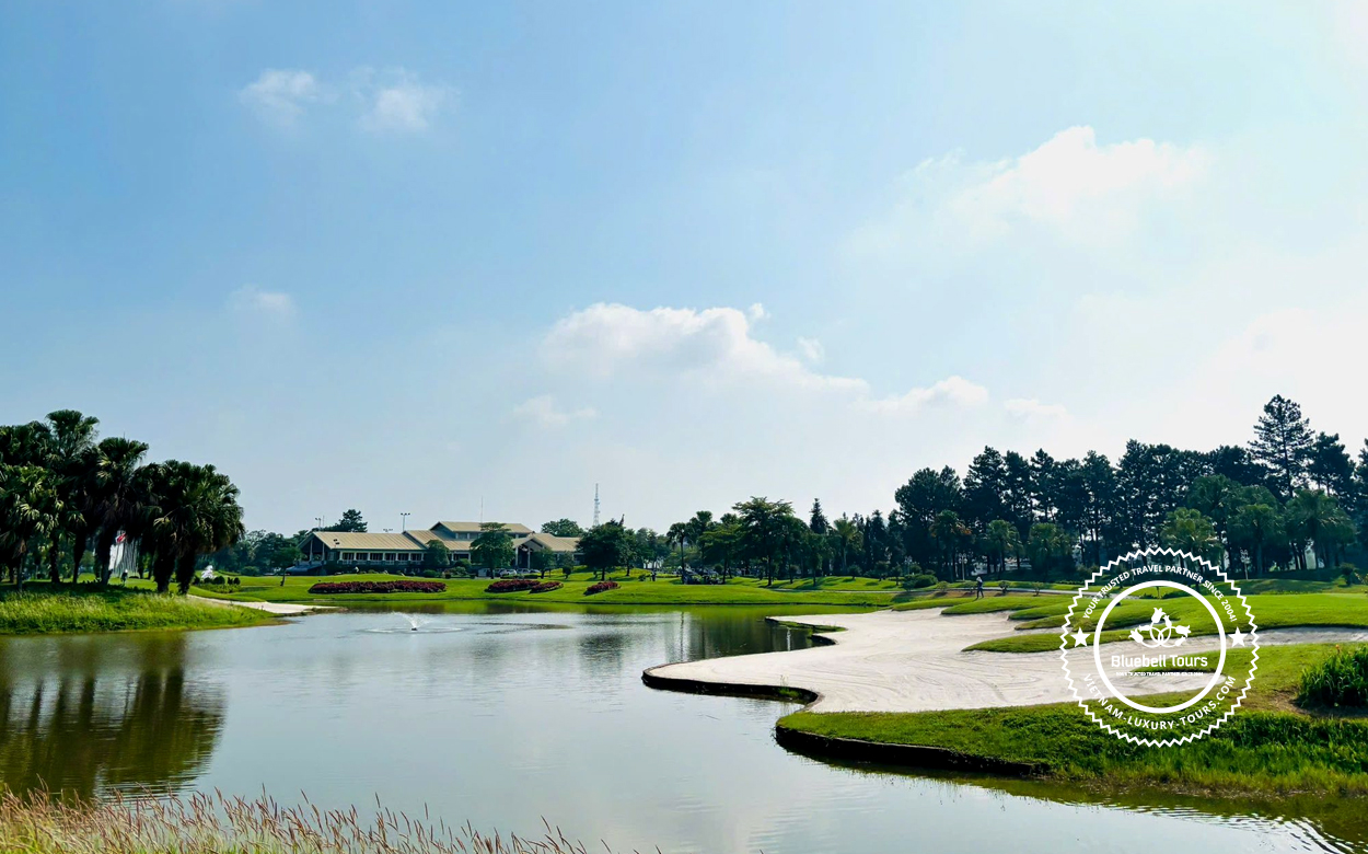 night golf in hanoi