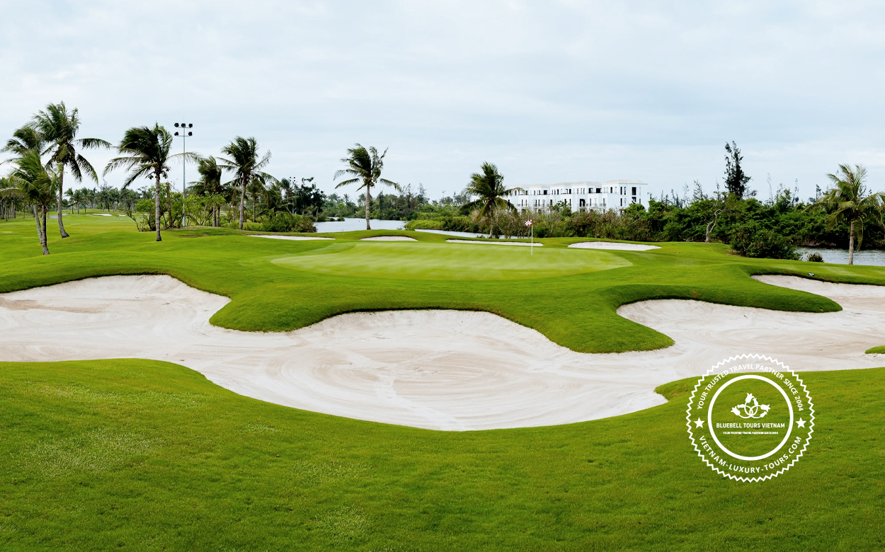 golf courses in da nang nicklaus course
